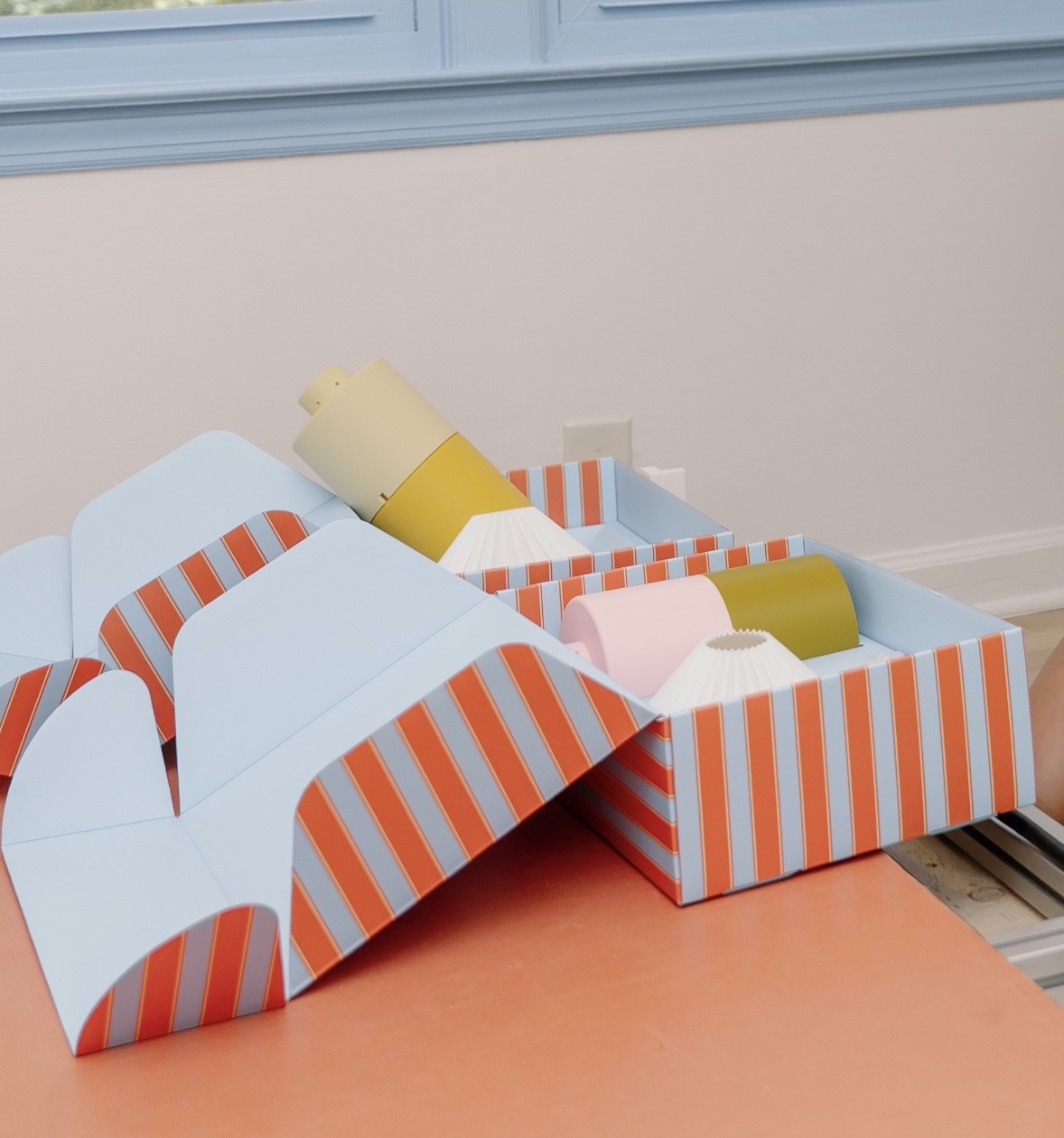 Nella Home